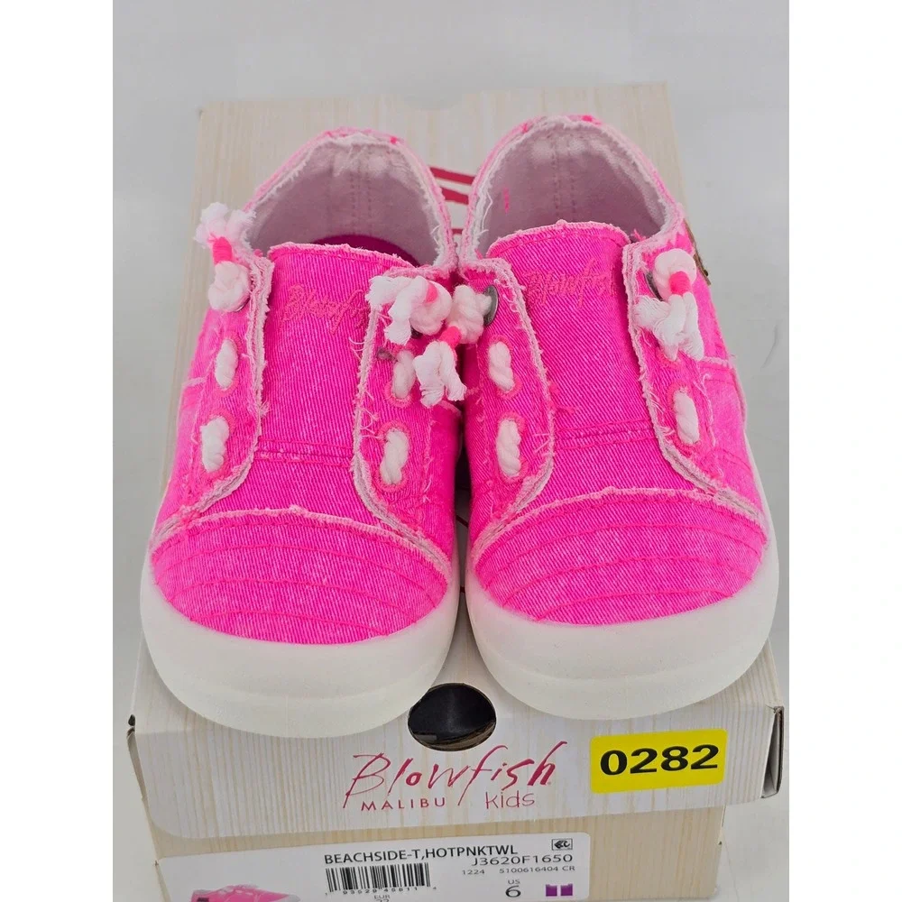 Blowfish Beachside-T Sneaker Kids Size 6 Hot Pink Twill Distressed - New